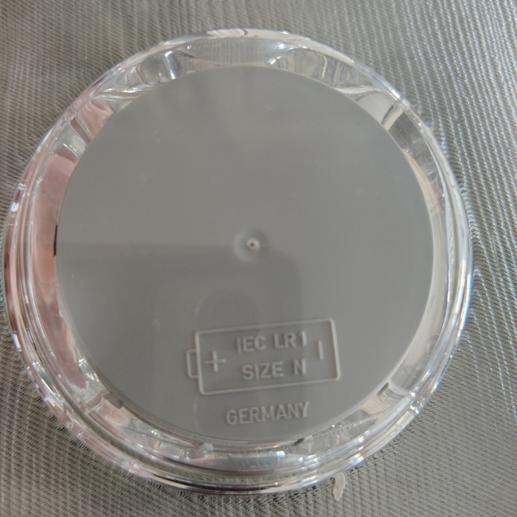 Mikasa Vintage Solitaire Crystal Clock - Picture 5 of 14